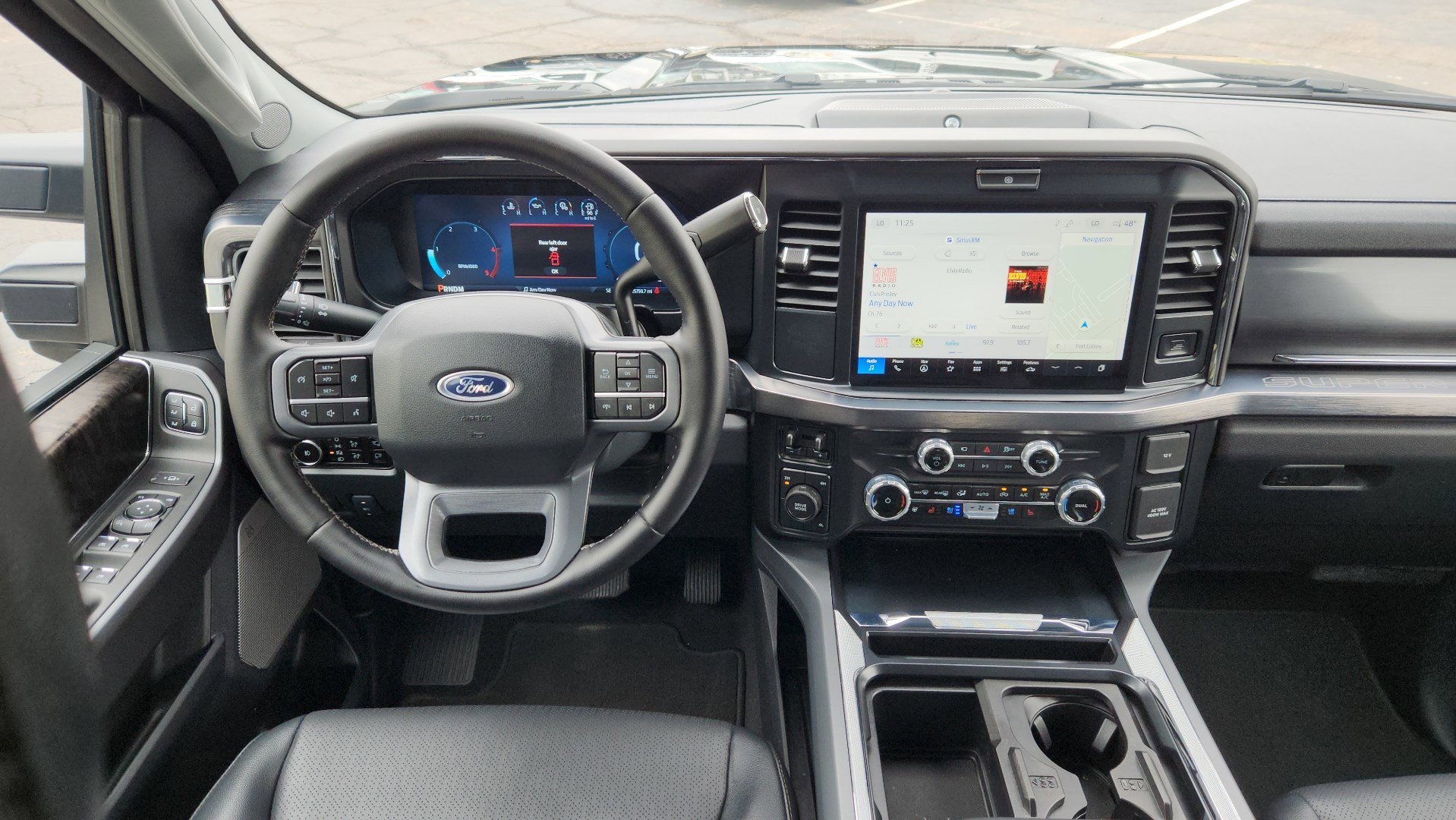 Used 2025 Black Metallic Ford LARIAT image 25