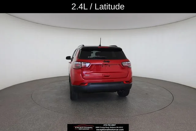Used 2019 Red Jeep Latitude image 14
