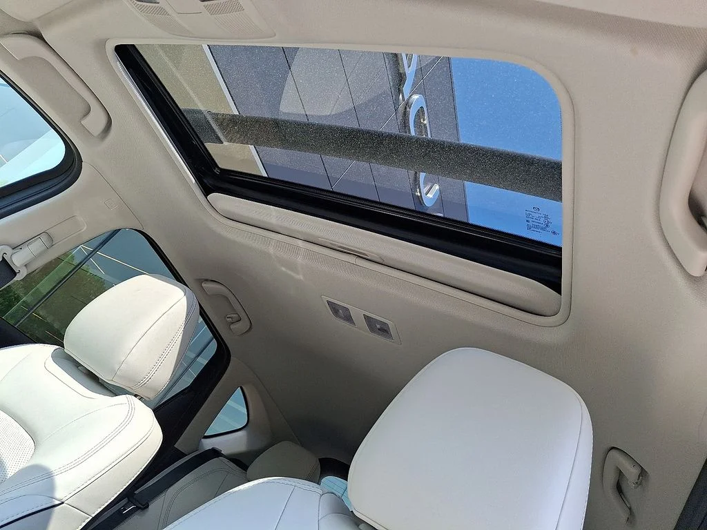 2025 Mazda CX-5 S Preferred package - Photo 14