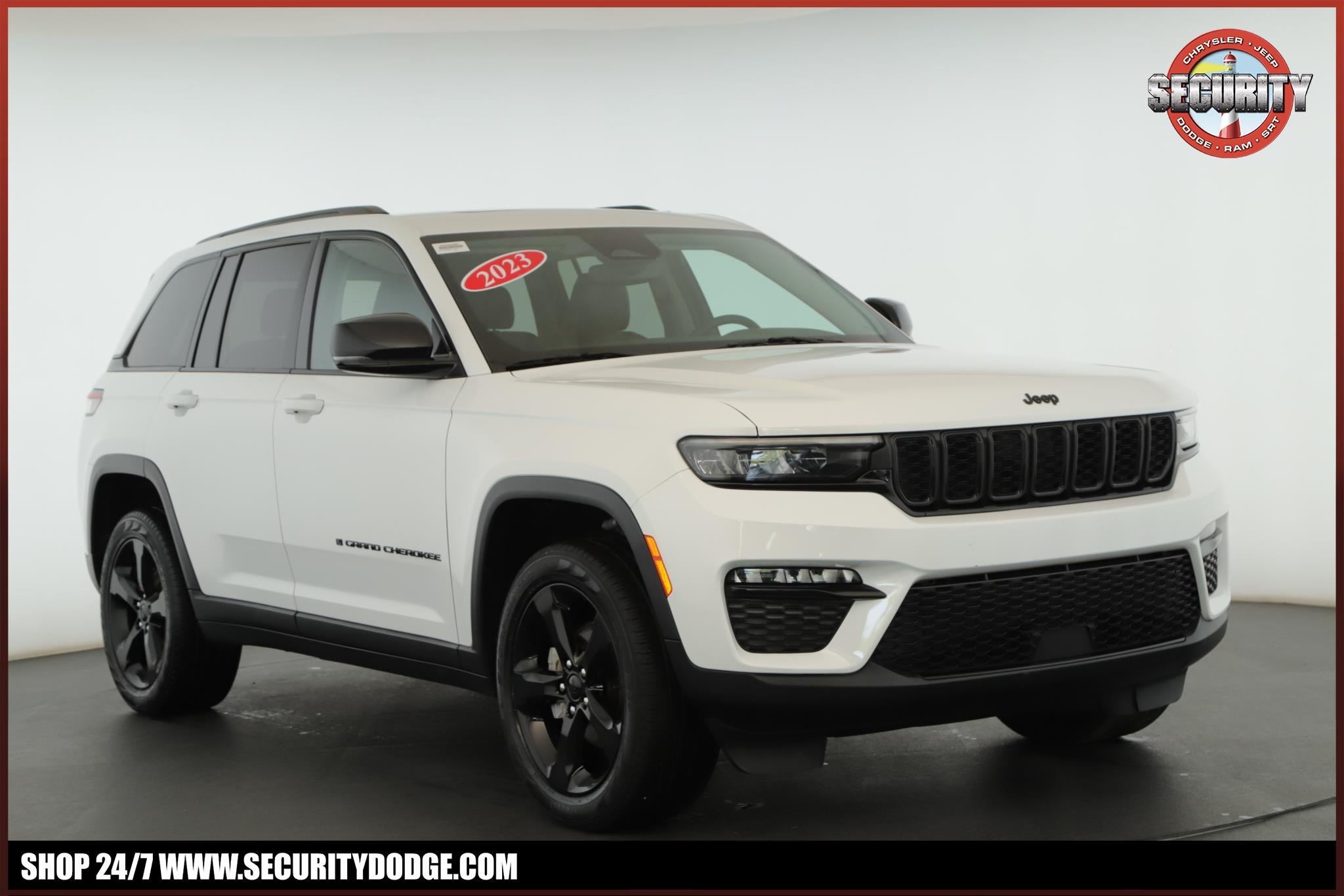 Used 2023 Bright White Clearcoat Jeep Limited 4x4 image 1