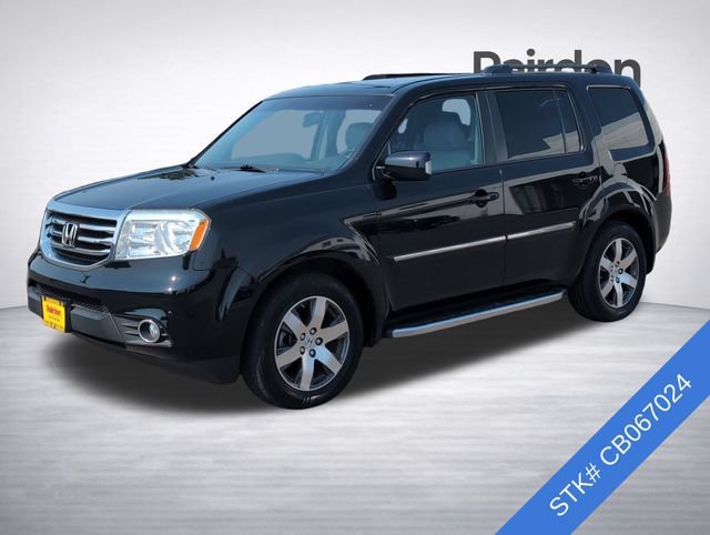 Used 2012 Crystal Black Pearl Honda Touring image 3