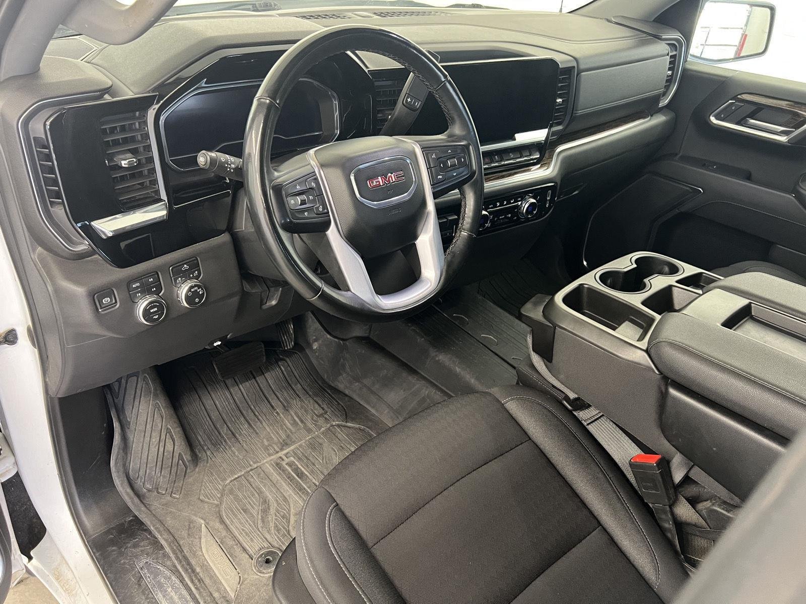 2023 GMC Sierra 1500 SLE - Photo 14