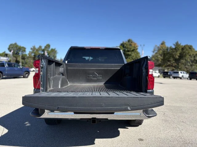 Used 2020 Gray Chevrolet LT image 14