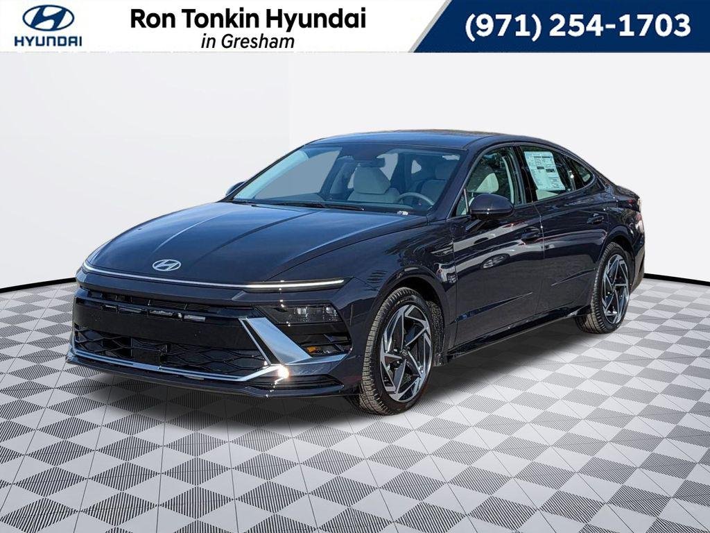 2026 Hyundai Sonata SEL AWD's photo