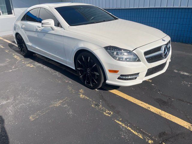 Used 2012 Diamond White Metallic Mercedes-Benz CLS 550 image 1