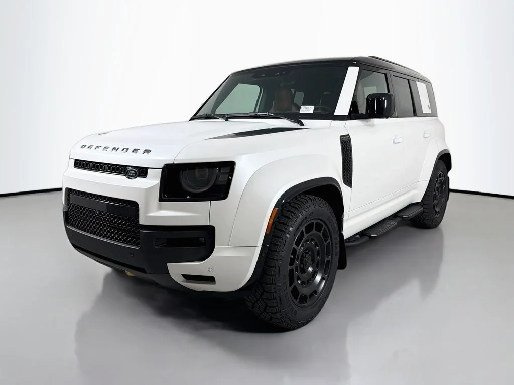 New 2026 Fuji White Land Rover  OCTA image 1
