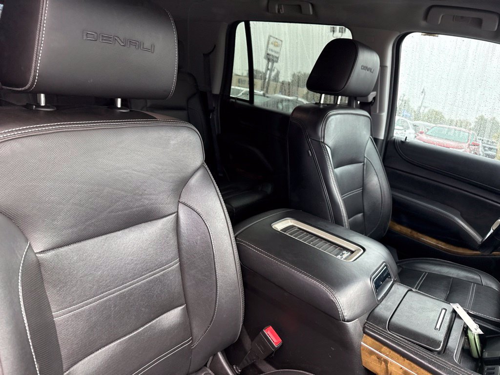 Used 2017 ONYX BLACK GMC Denali image 32