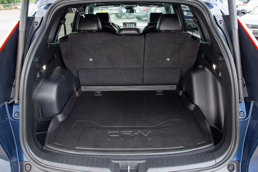 2025 Honda CR-V Sport-L - Photo 18