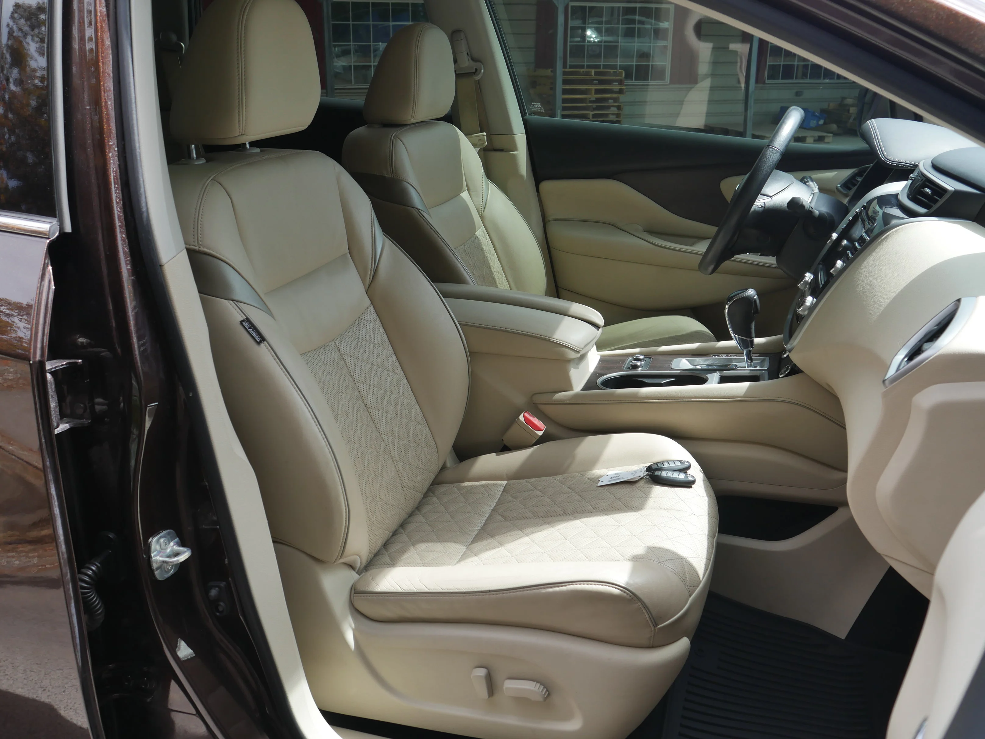 Used 2019 Mocha Almond Pearl Nissan Platinum image 24
