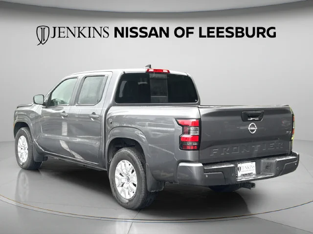 Used 2023 Gray Nissan SV image 11