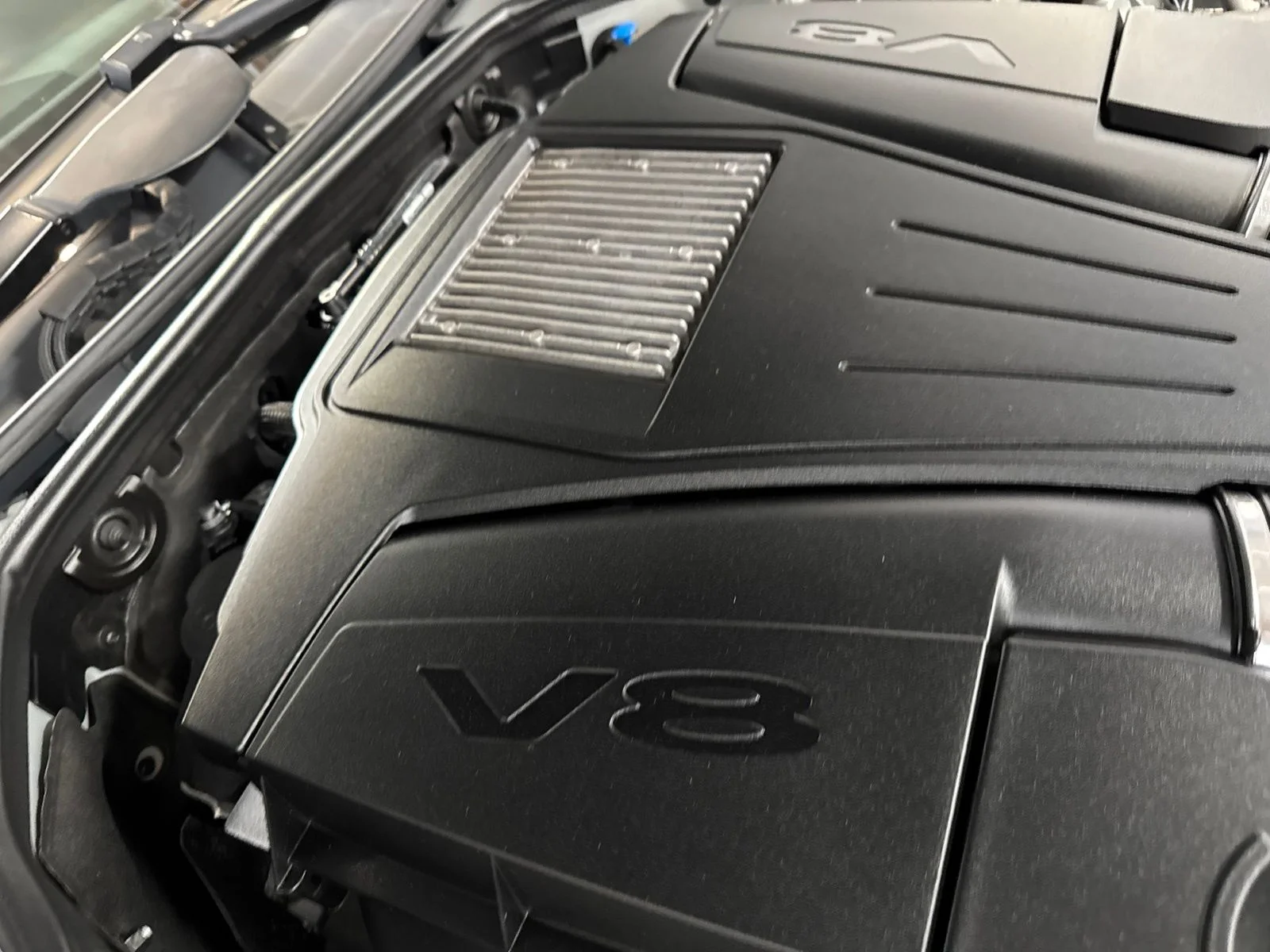 Used 2019 Silver Mercedes-Benz SL 550 image 23