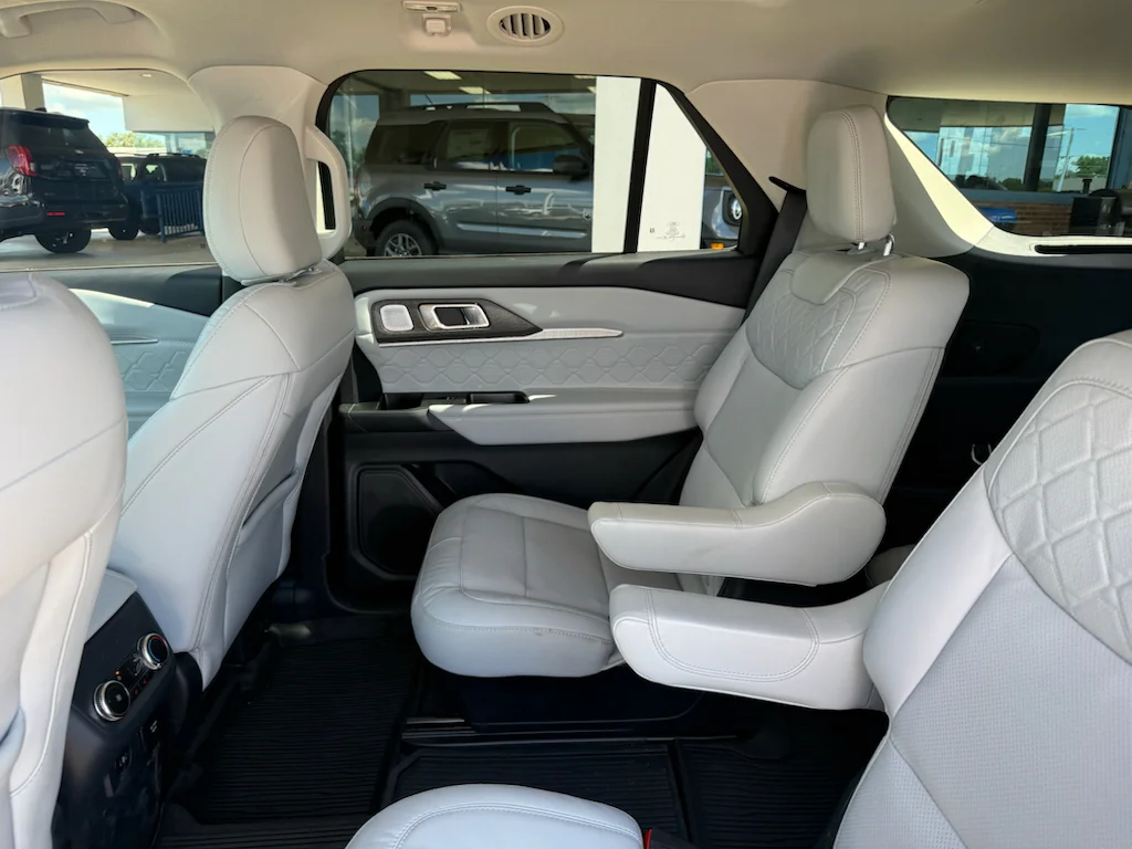 Used 2025 Carbonized Gray Metallic Ford Platinum image 14