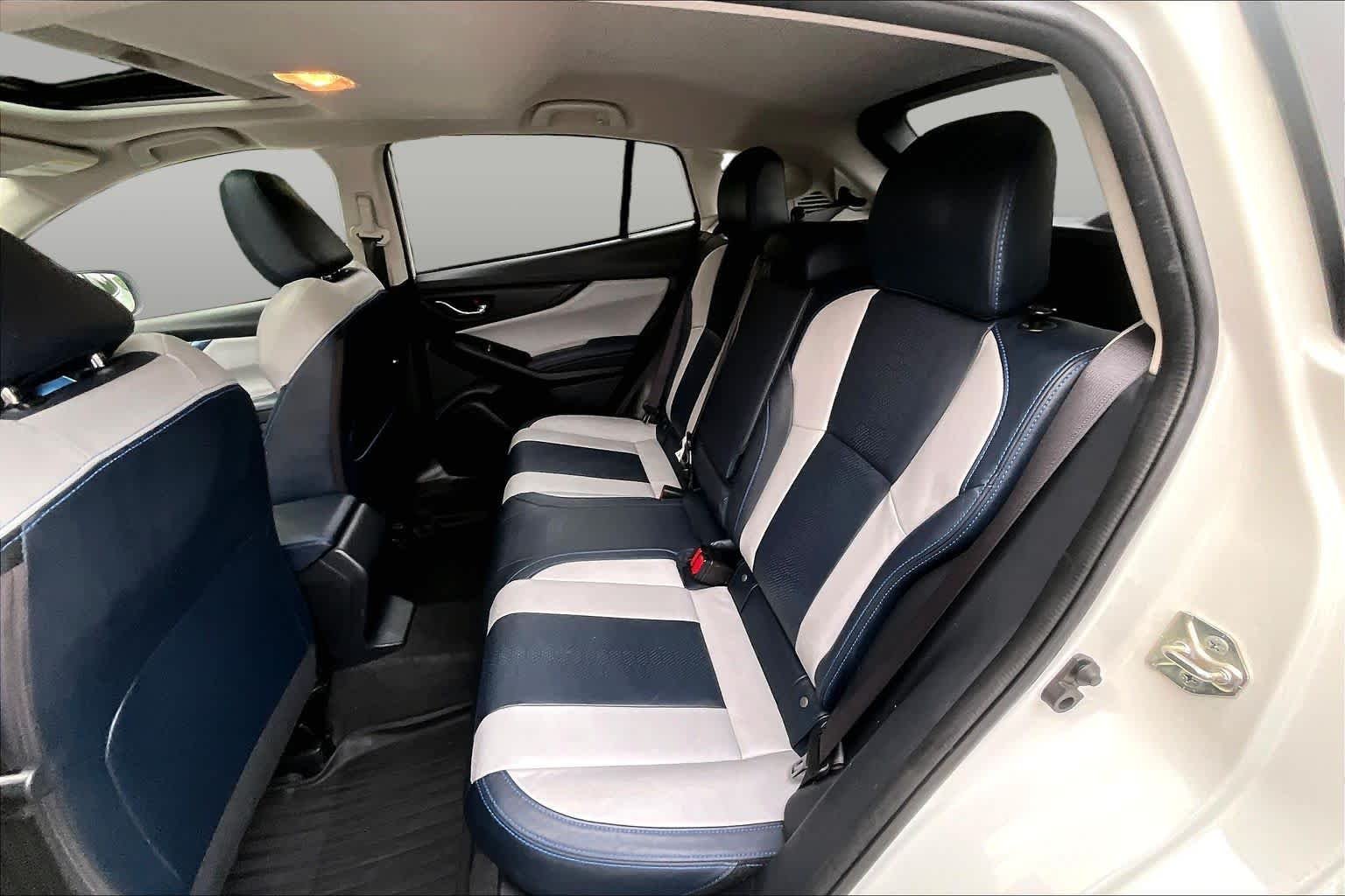 Used 2019 Crystal White Pearl Subaru  image 20
