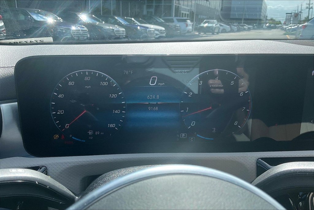Certified Used 2022 White Mercedes-Benz CLA 250 image 4
