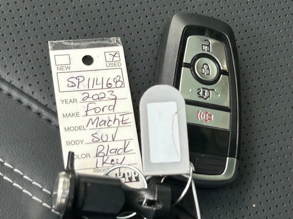 Used 2023 Shadow Black Ford Premium image 56
