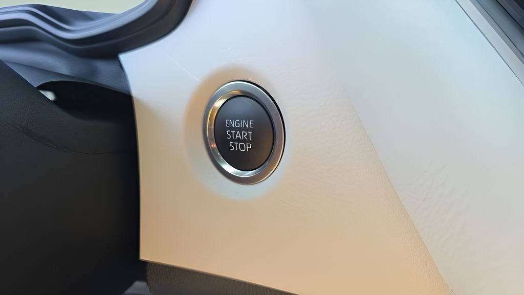 2025 Toyota Corolla SE - Photo 27