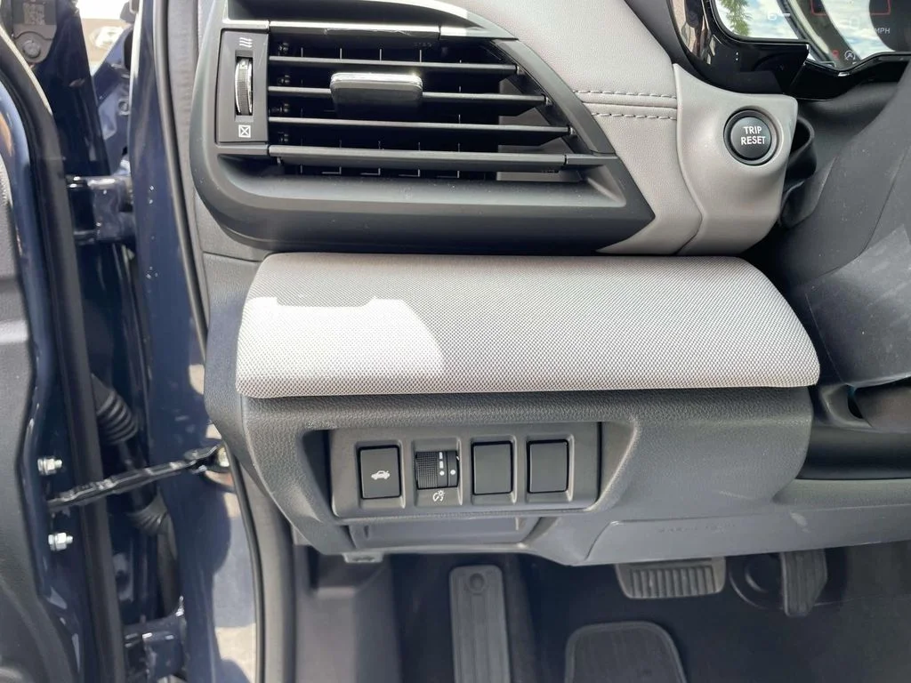 2025 Subaru Legacy Premium - Photo 10