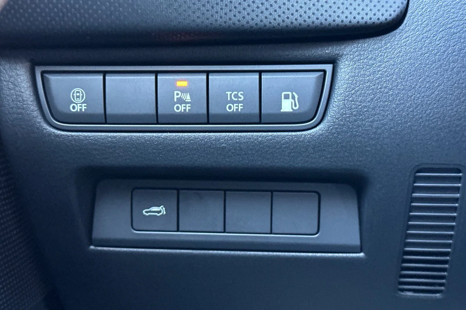New 2026 Jet Black Mica Mazda Preferred AWD image 31