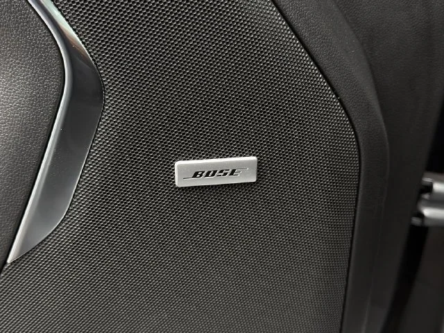 2026 Chevrolet Suburban Premier - Photo 18