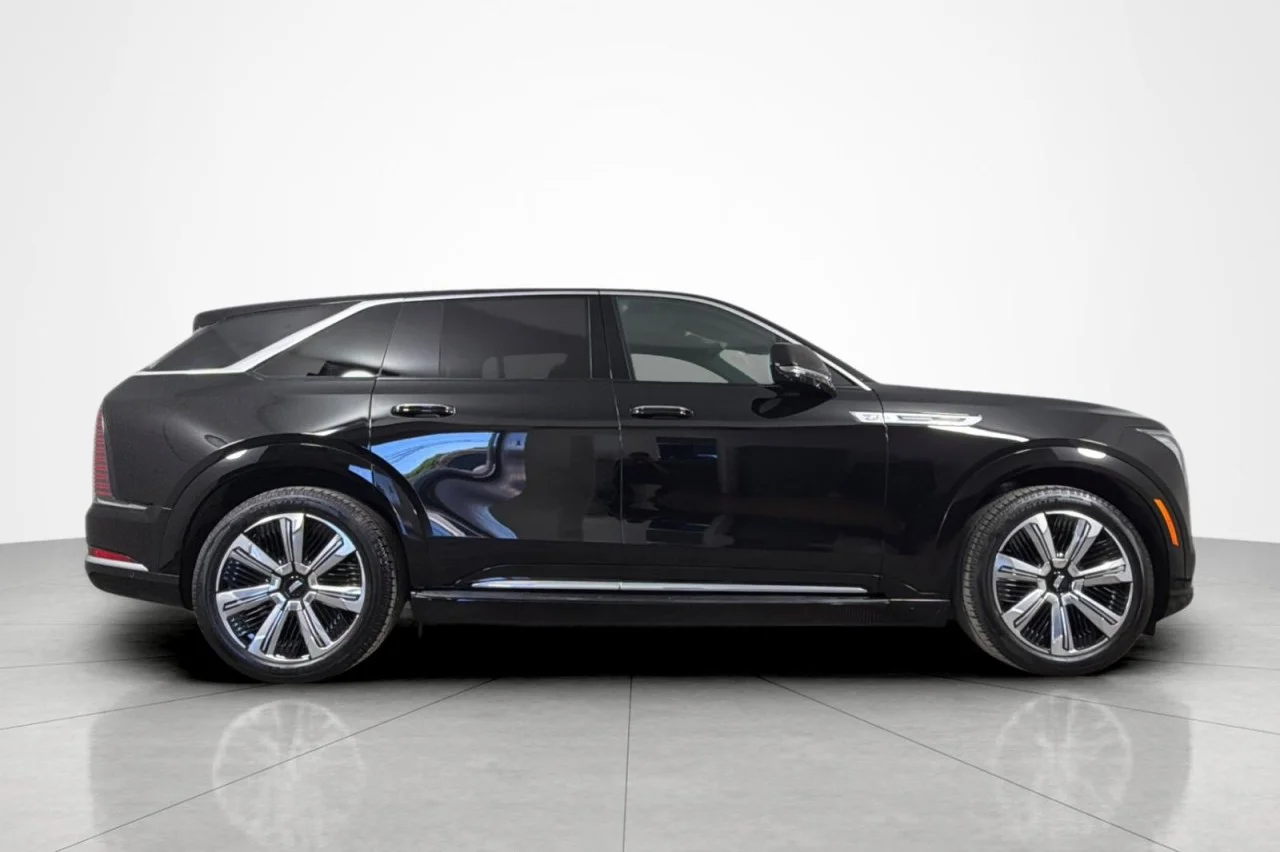 Used 2025 Black Raven Cadillac Luxury 2 image 6
