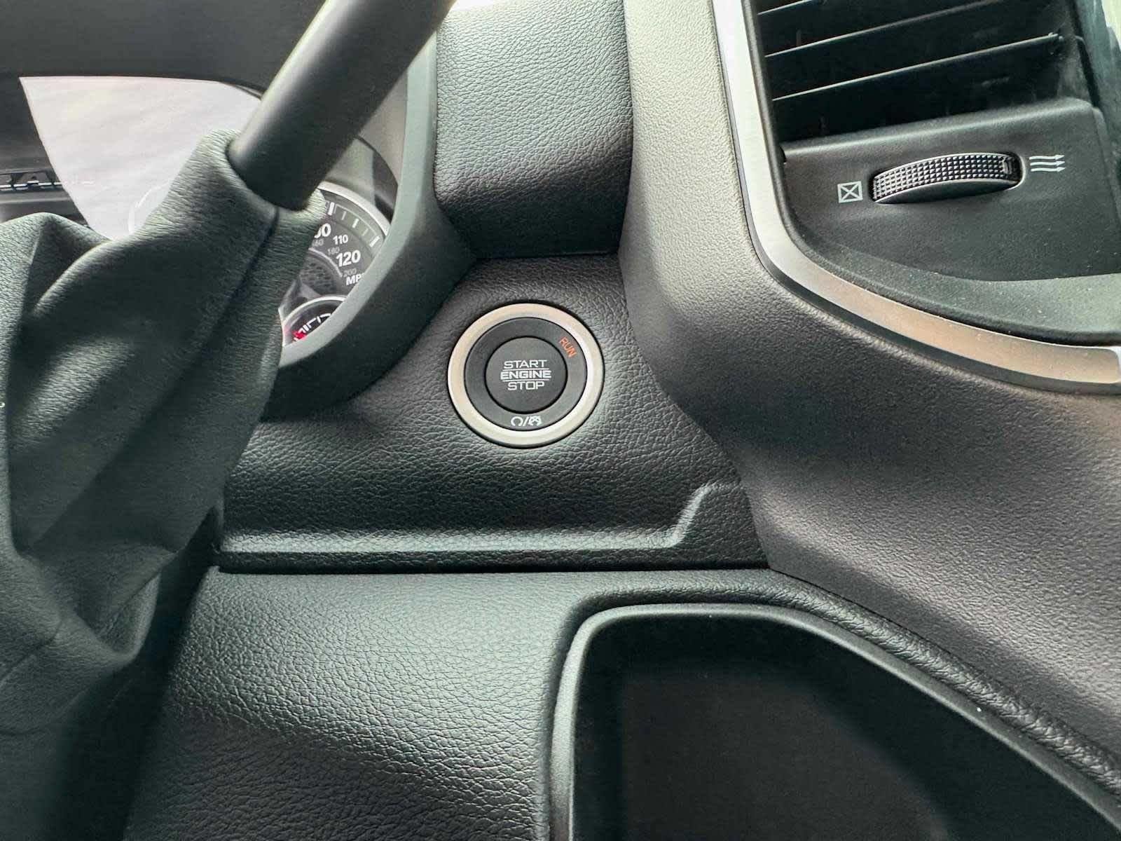 2026 RAM 2500 Big Horn - Photo 33