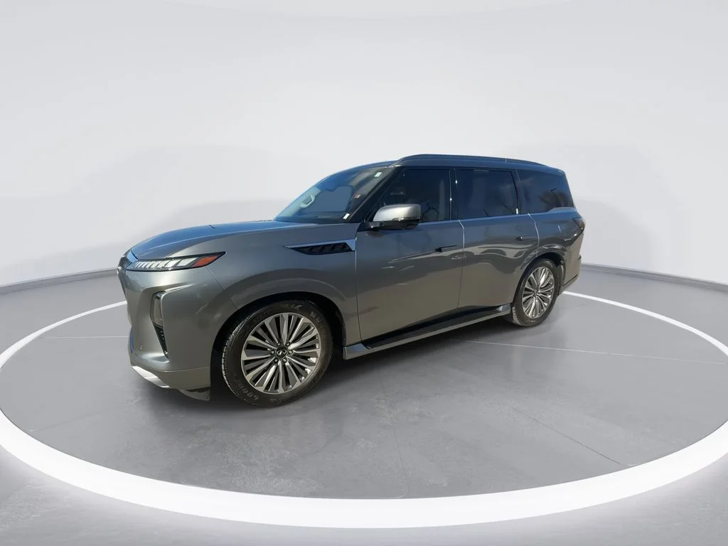 Used 2025 Silver INFINITI SENSORY image 4