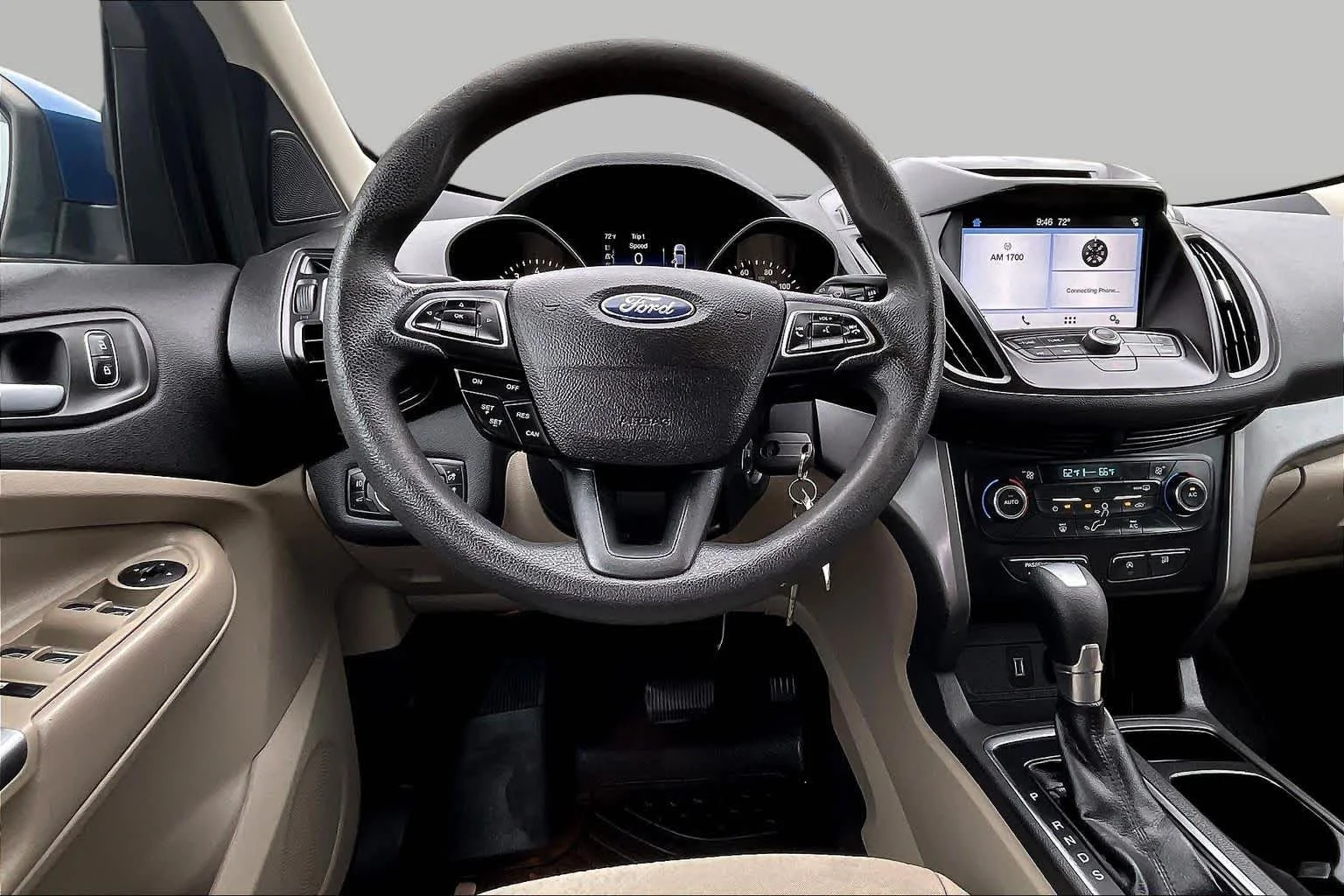 Used 2017 Lightning Blue Metallic Ford SE image 6