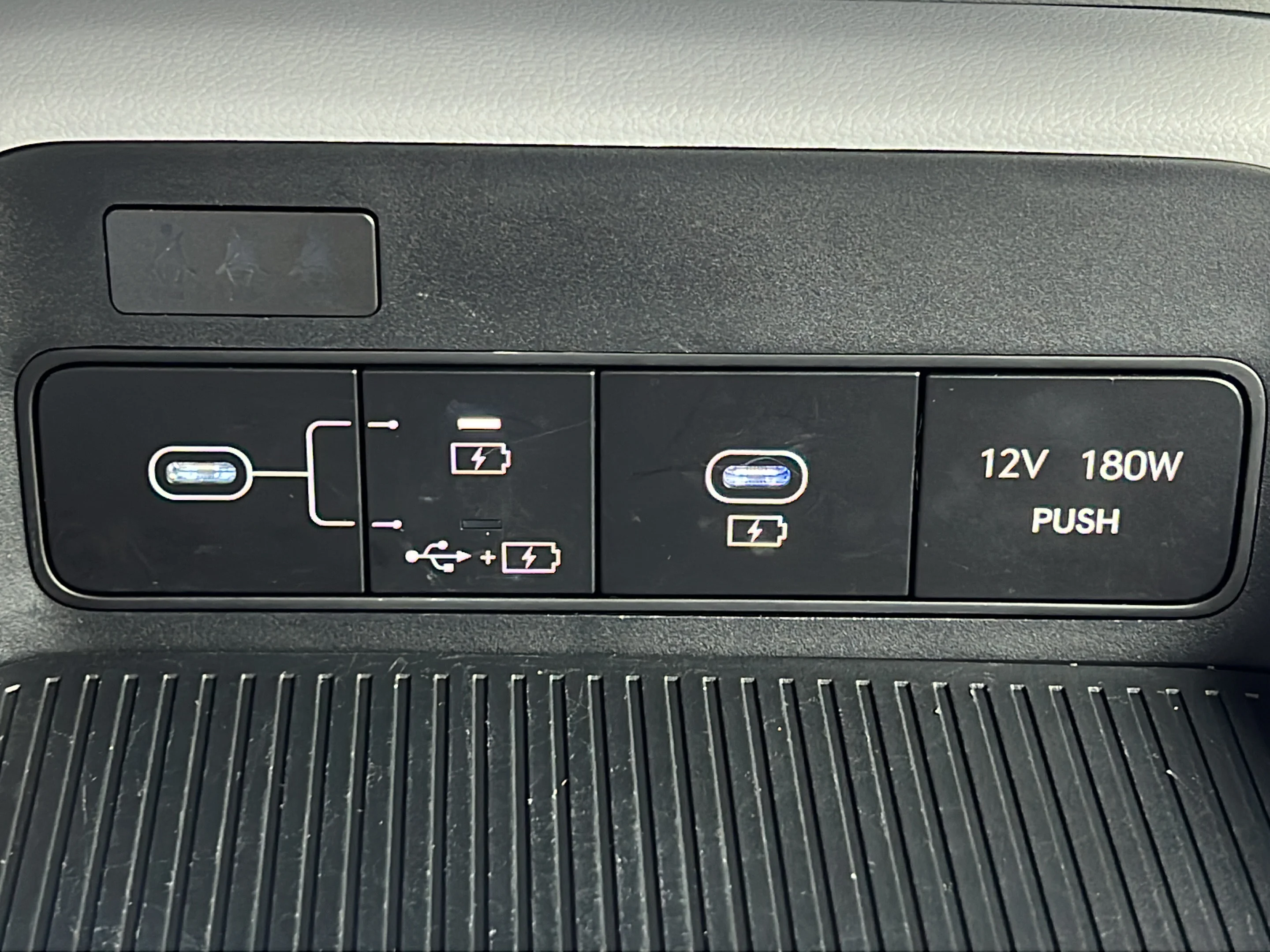 Used 2026 Atlas White Hyundai SE image 17