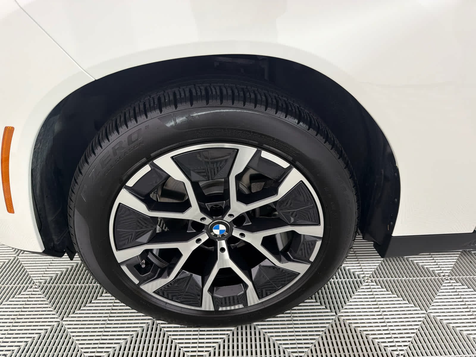 Used 2026 Alpine White BMW 30 xDrive image 12