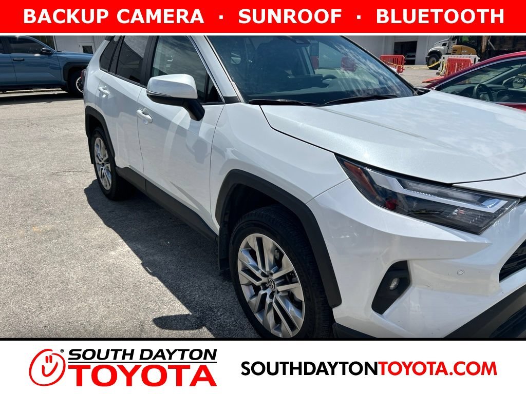 Used 2023 White Toyota XLE Premium image 1