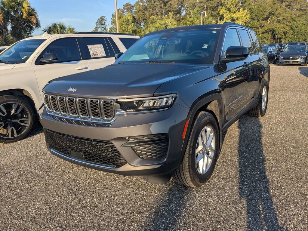 2025 Jeep Grand Cherokee Laredo - Photo 3