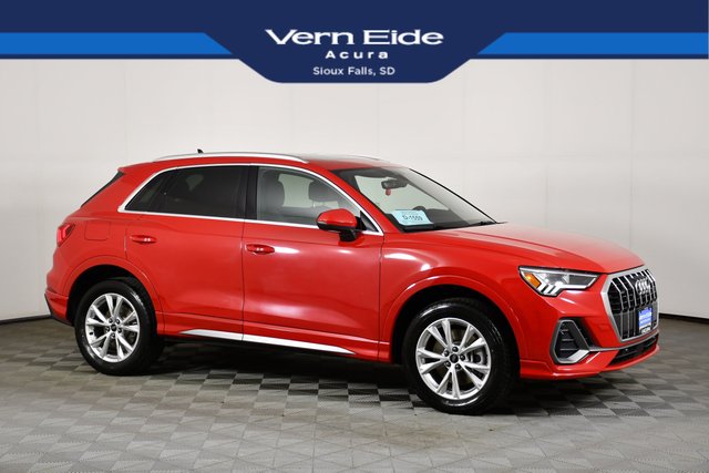 2025 Audi Q3 S line Premium