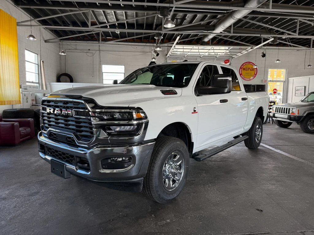 New 2025 White Ram Tradesman image 12