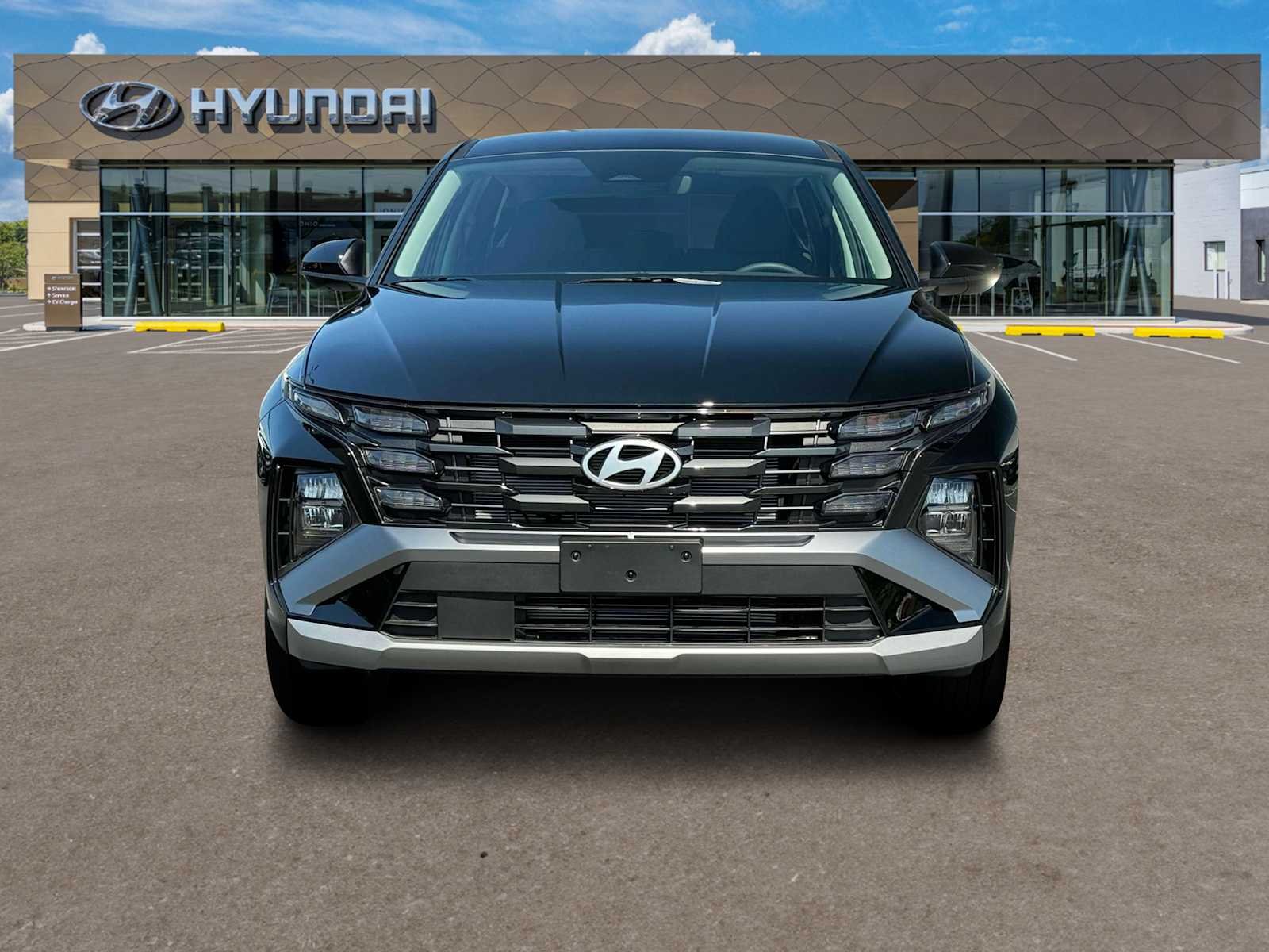 Used 2025 Phantom Black Hyundai SE image 12