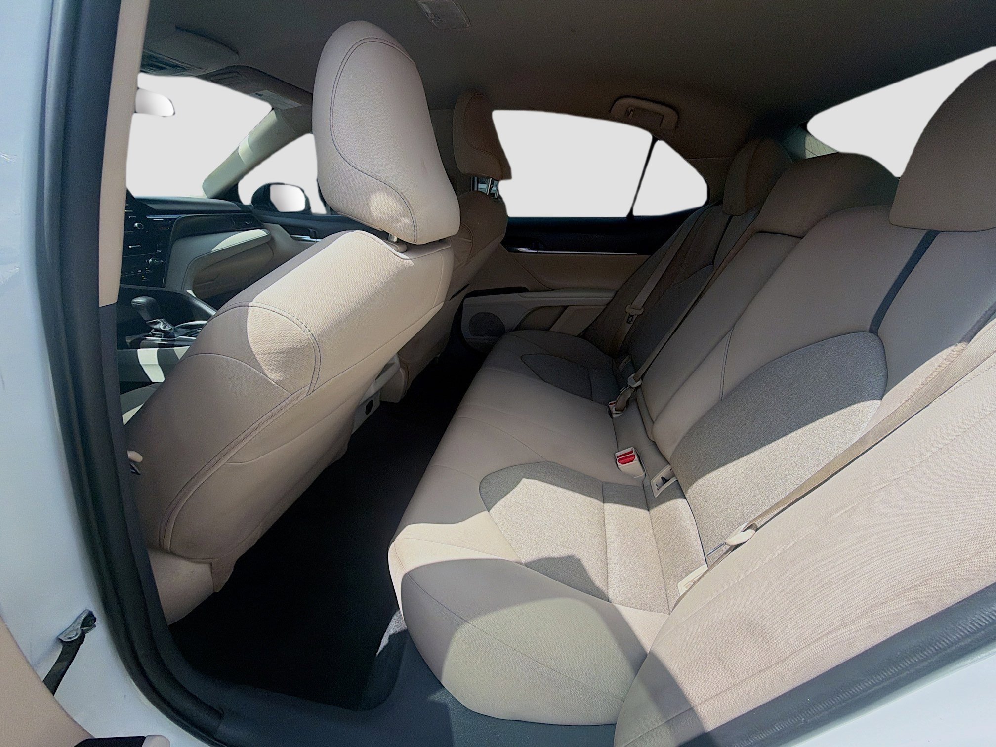 Used 2023 Ice Cap Toyota LE image 21