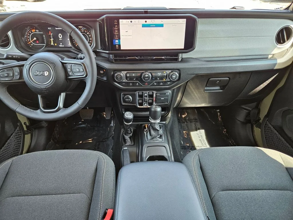 Used 2026 Green Jeep Sport S image 14