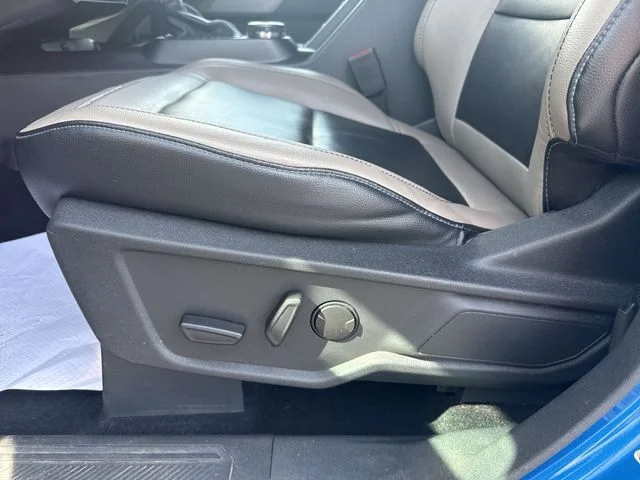 Certified Used 2022 Velocity Blue Metallic Ford Wildtrak image 16