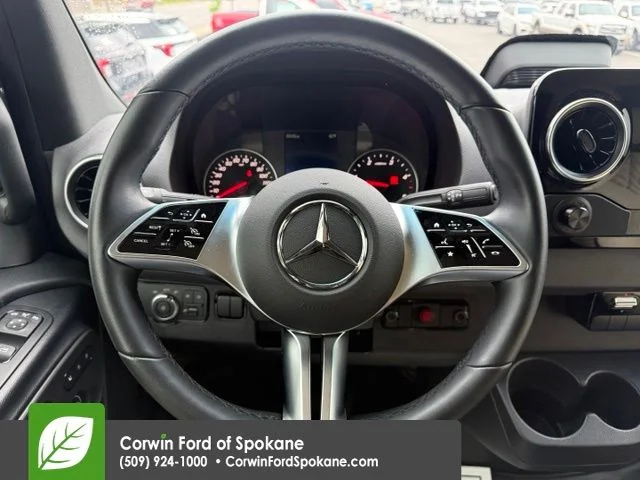 Used 2025 Obsidian Black Metallic Mercedes-Benz Cargo 170 WB image 21