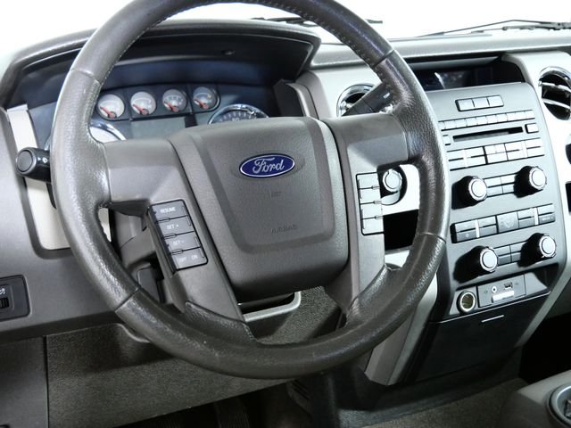 Used 2009  Ford XL image 20