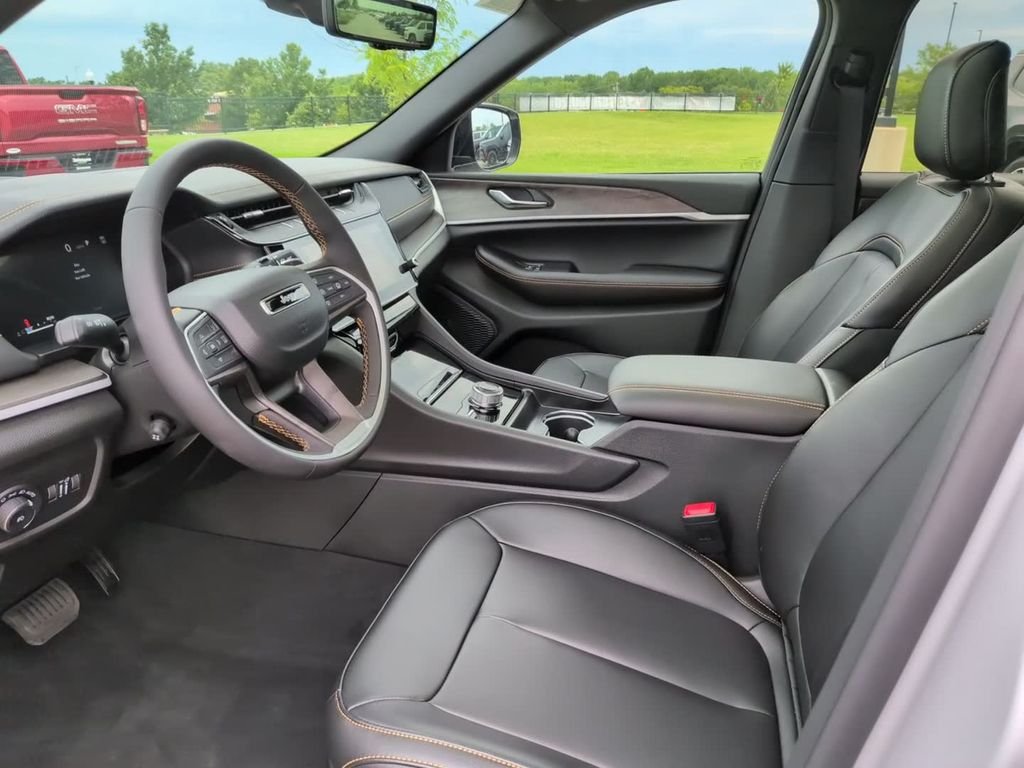New 2026 Silver Zynith Jeep  image 21