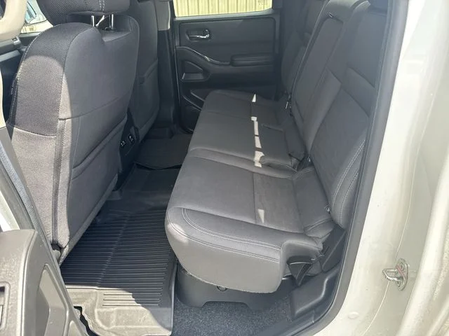 Used 2022 White Nissan SV image 14
