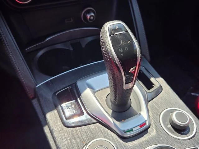Used 2023 Gray Alfa Romeo Sprint image 19