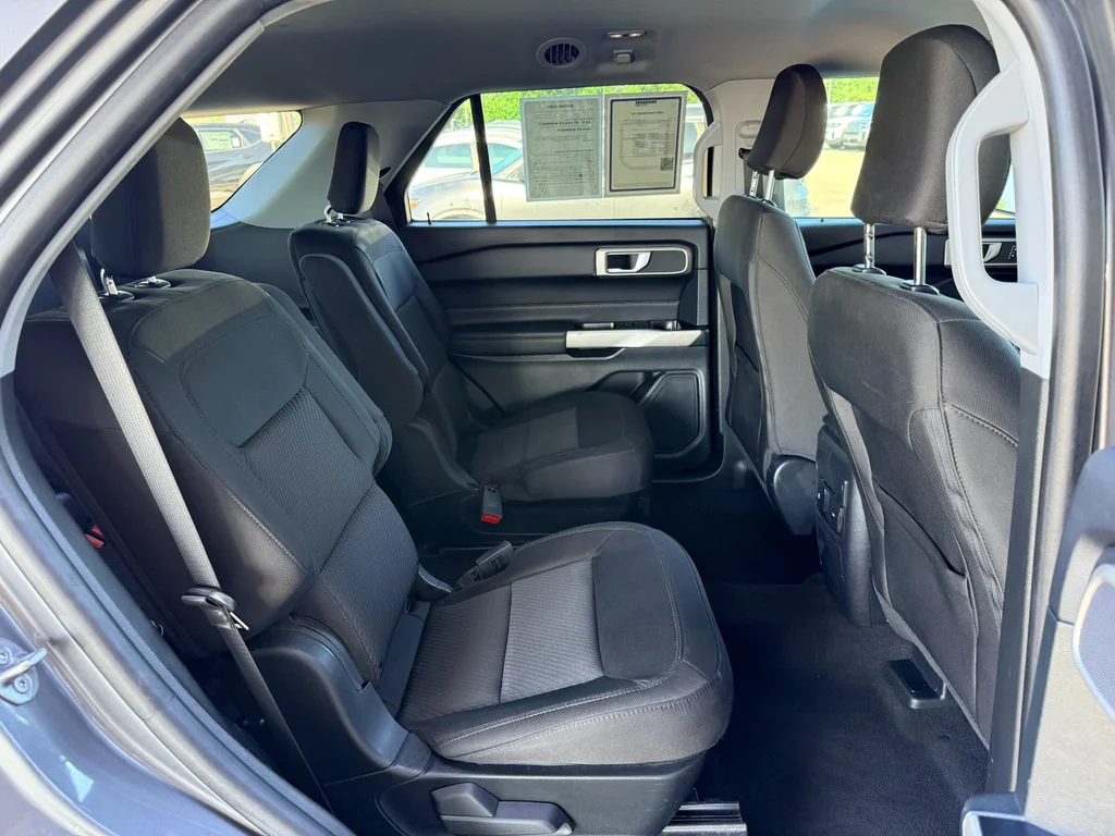 Used 2024 Carbonized Gray Metallic Ford XLT image 25