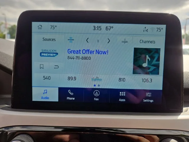 Used 2022  Ford SEL image 20