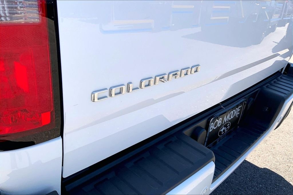 Used 2022 White Chevrolet LT image 19