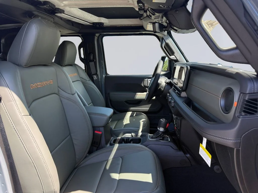 New 2026 Gray Jeep Mojave X image 17