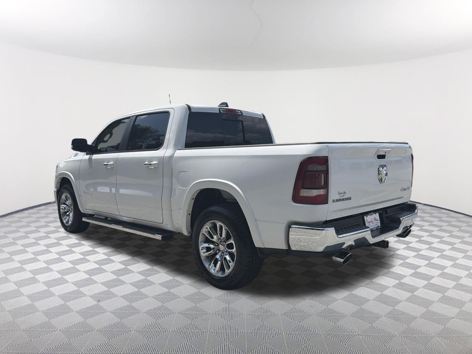 Used 2021 Bright White Clearcoat Ram Laramie image 8