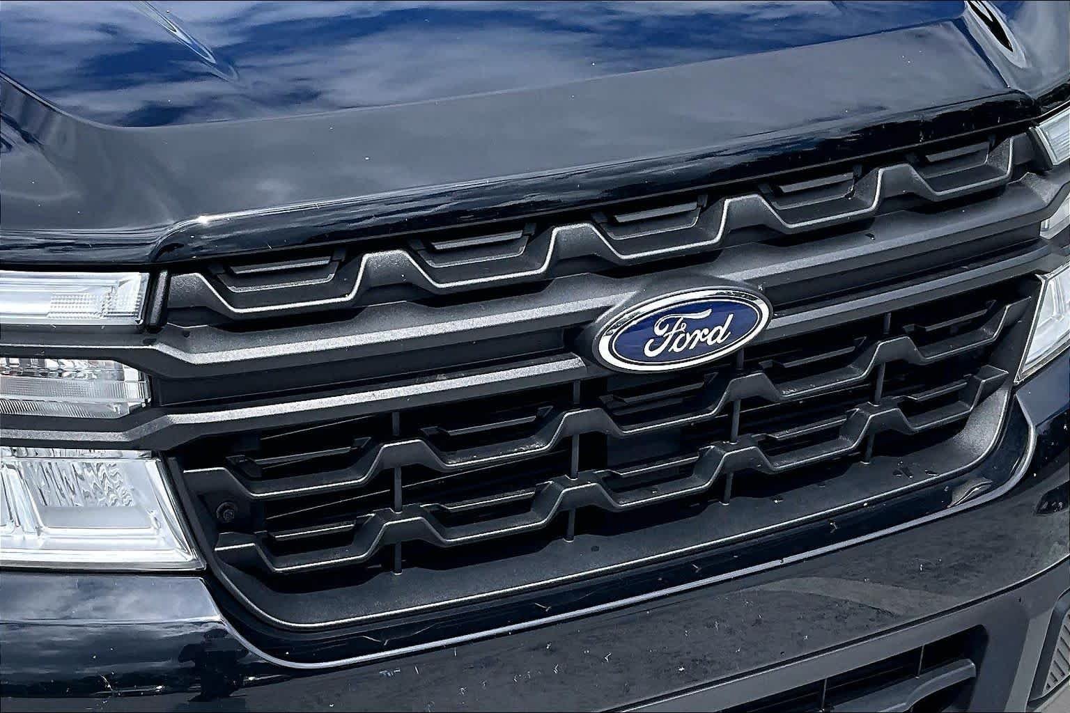 Used 2022 Shadow Black Ford XL image 29