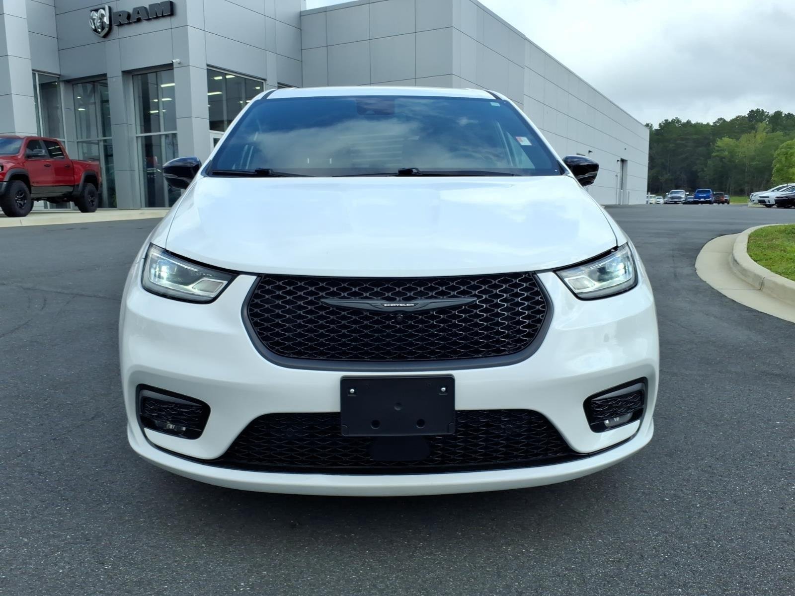 Used 2024 Bright White Clearcoat Chrysler Hybrid S Appearance Pkg image 13