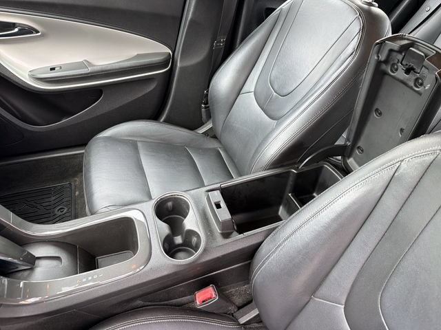Used 2013 BLACK Chevrolet PREM image 22
